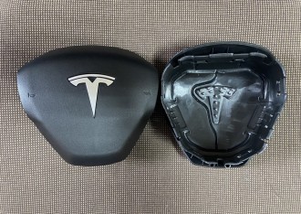 Крышка SRS airbag, накладка подушки безопасности в руль Tesla Y